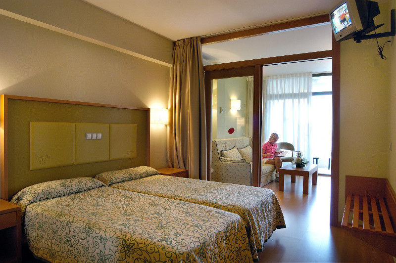Hotel Evenia Olympic Garden Lloret de Mar Esterno foto