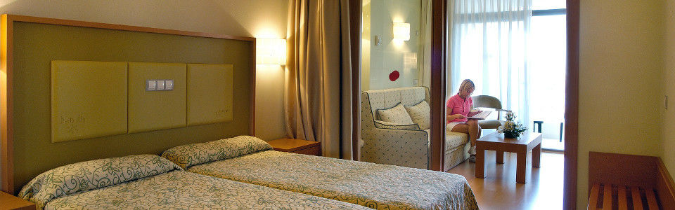 Hotel Evenia Olympic Garden Lloret de Mar Esterno foto